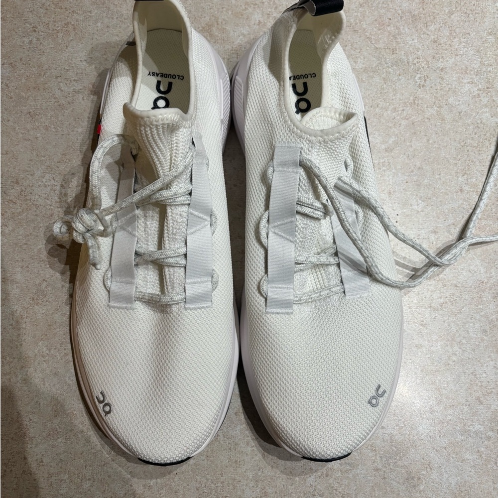 On Running Men's Cream Athletic Shoes